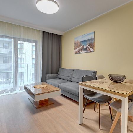 Zajezdnia Wrzeszcz Seaside & Parking By Downtown Apartments กดัญสก์ ภายนอก รูปภาพ