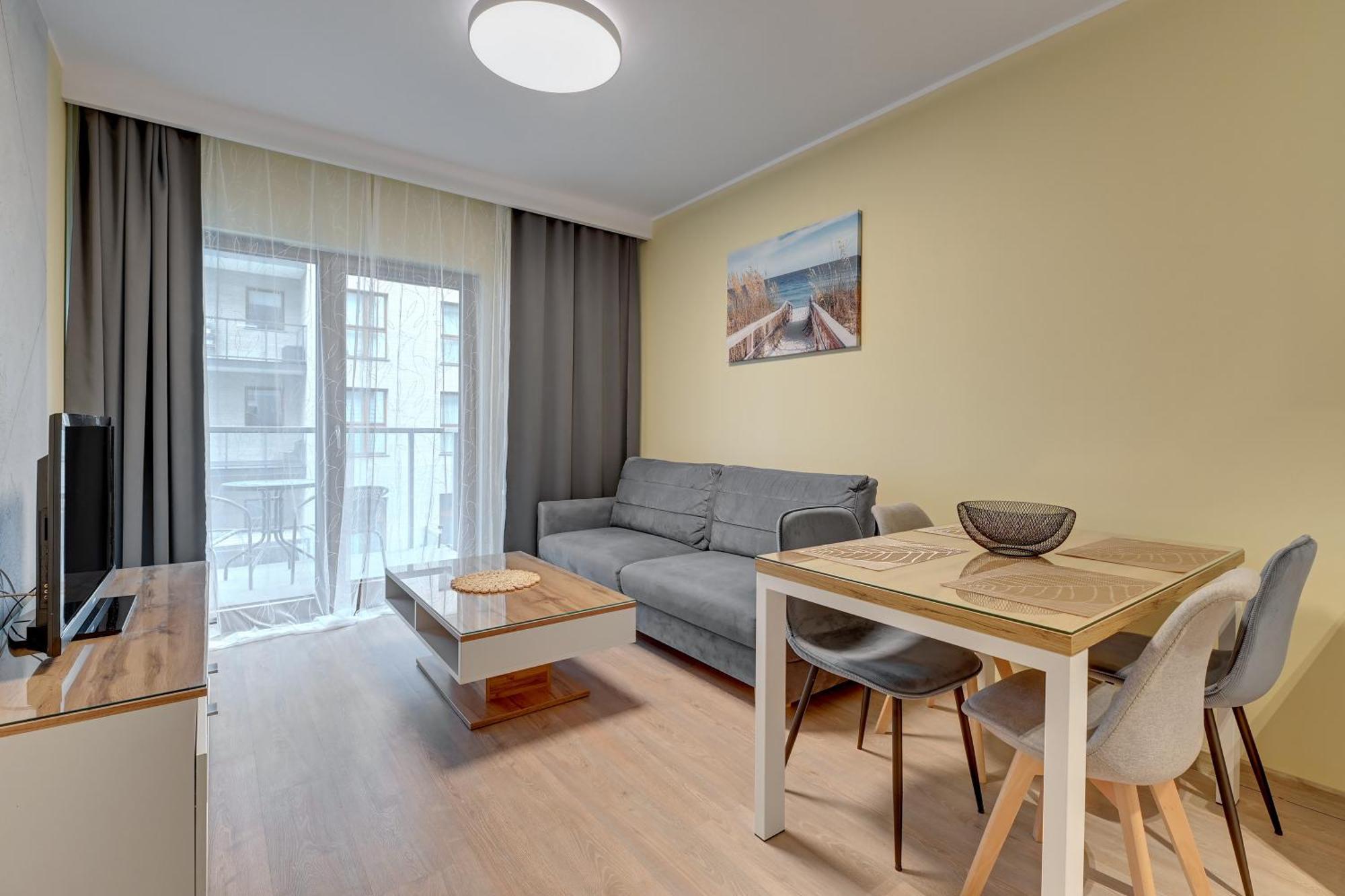 Zajezdnia Wrzeszcz Seaside & Parking By Downtown Apartments กดัญสก์ ภายนอก รูปภาพ